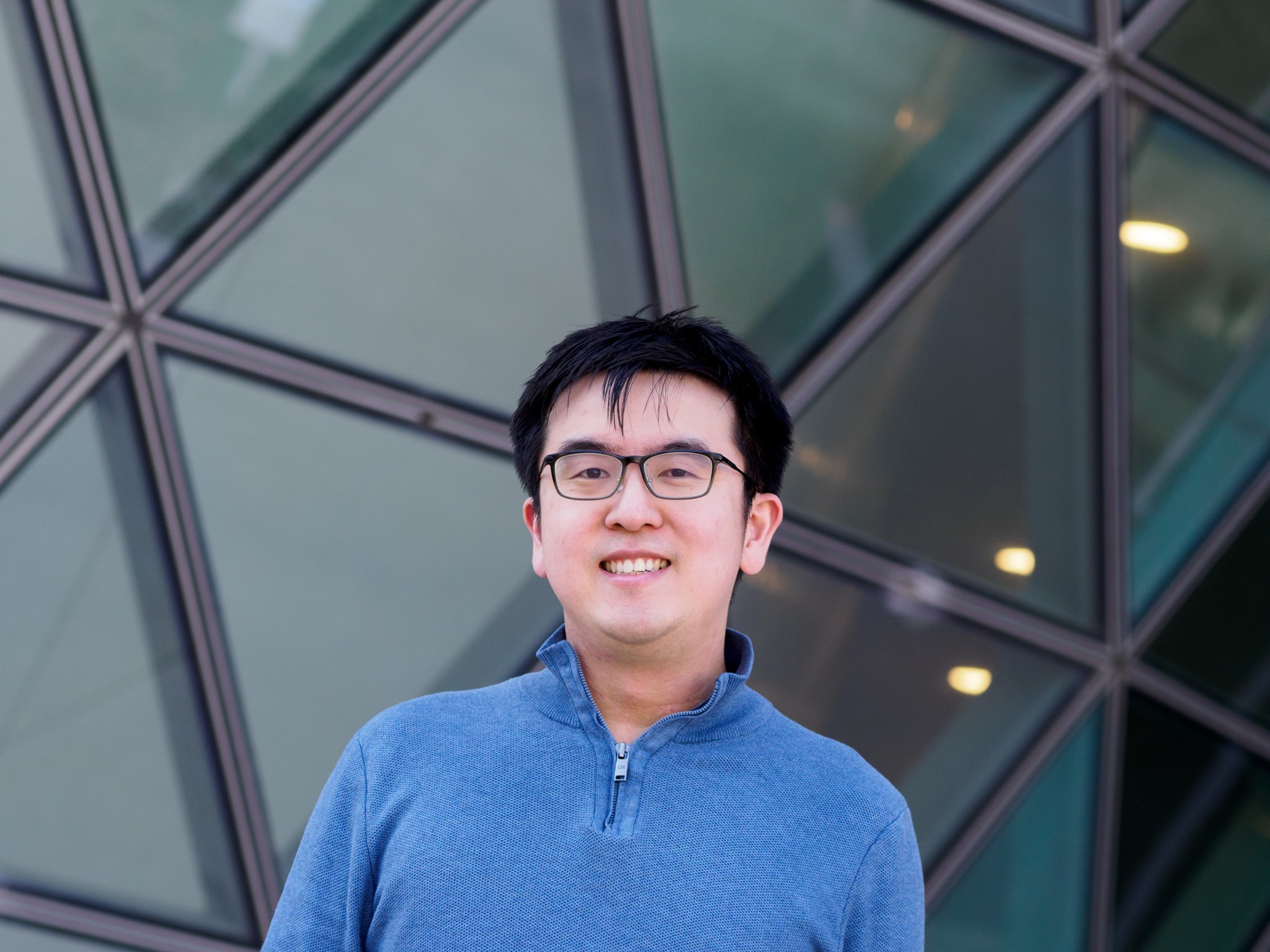 Chinese Australian Shares His Family’s Life Story On “New Humans Of Australia”
